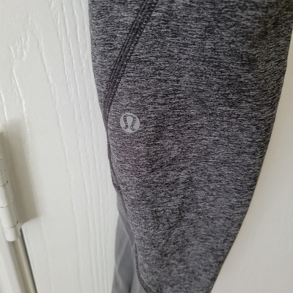 Lululemon Inspire Tight II Mesh - Picture 5 of 9